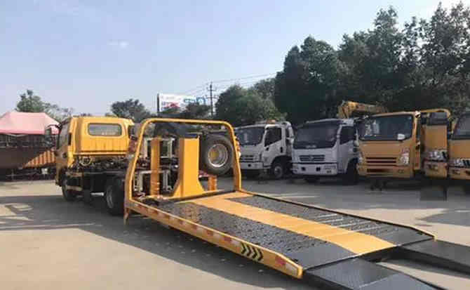 焉耆汽车中途维修案例
